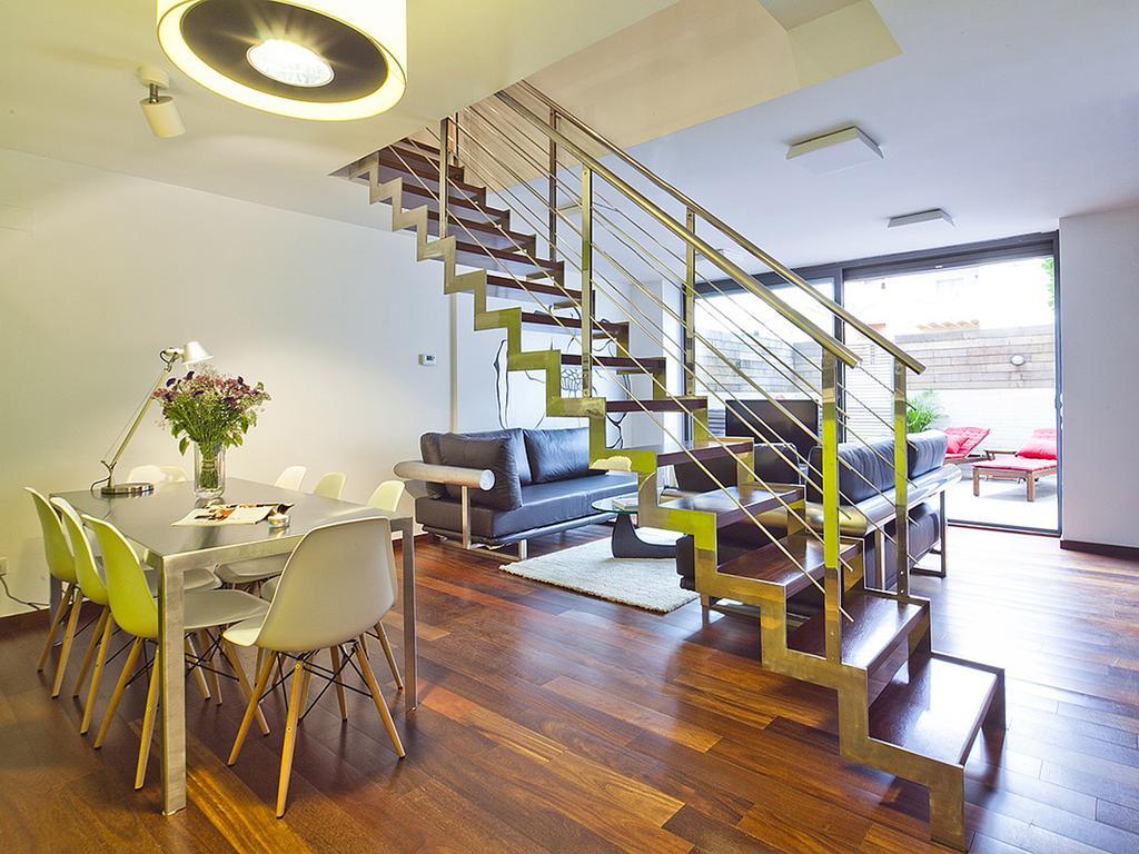Rentals - Swimming Pool With Terrace *
