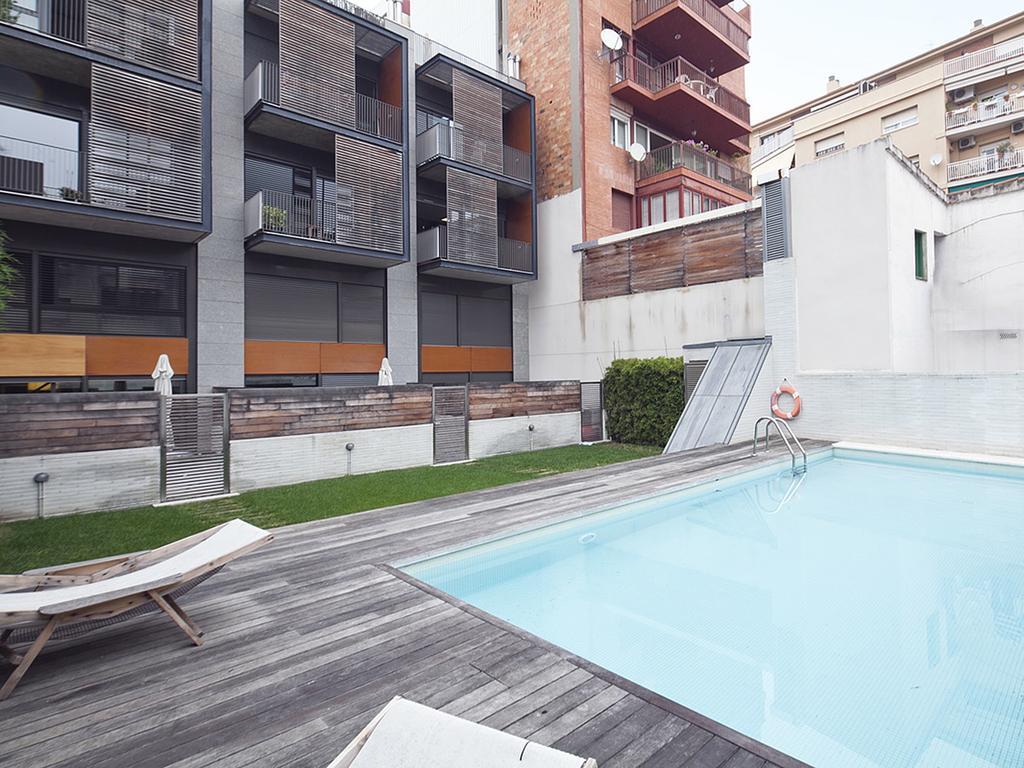Rentals - Swimming Pool With Terrace