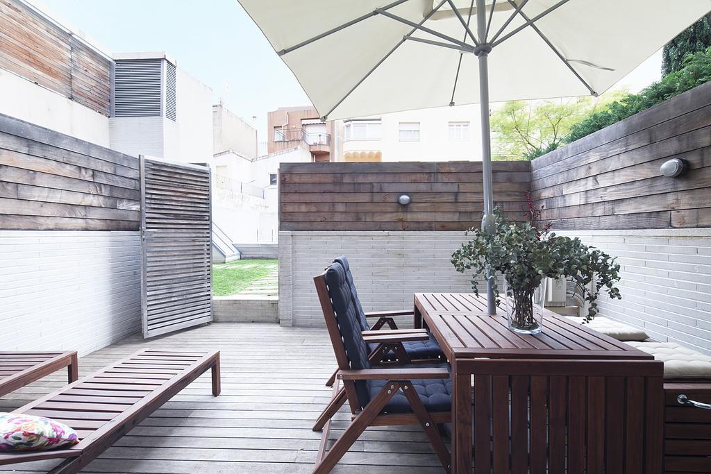 Apartment Rentals - Swimming Pool With Terrace