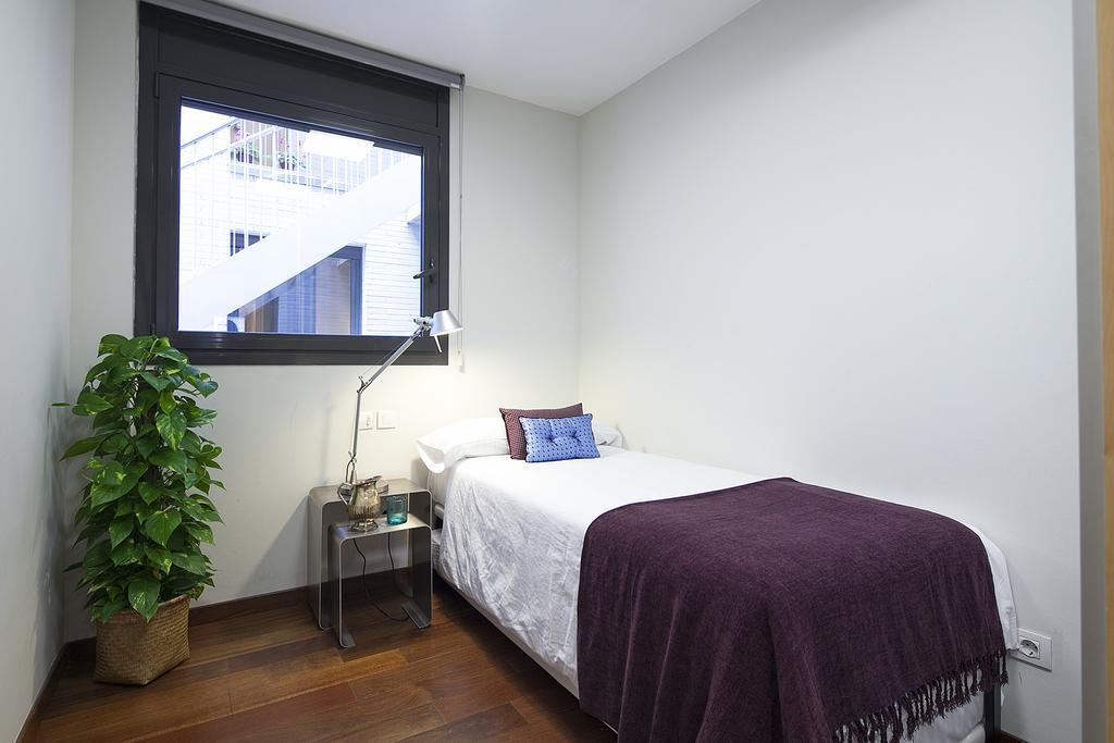 Apartment Rentals - Swimming Pool With Terrace Barcelona